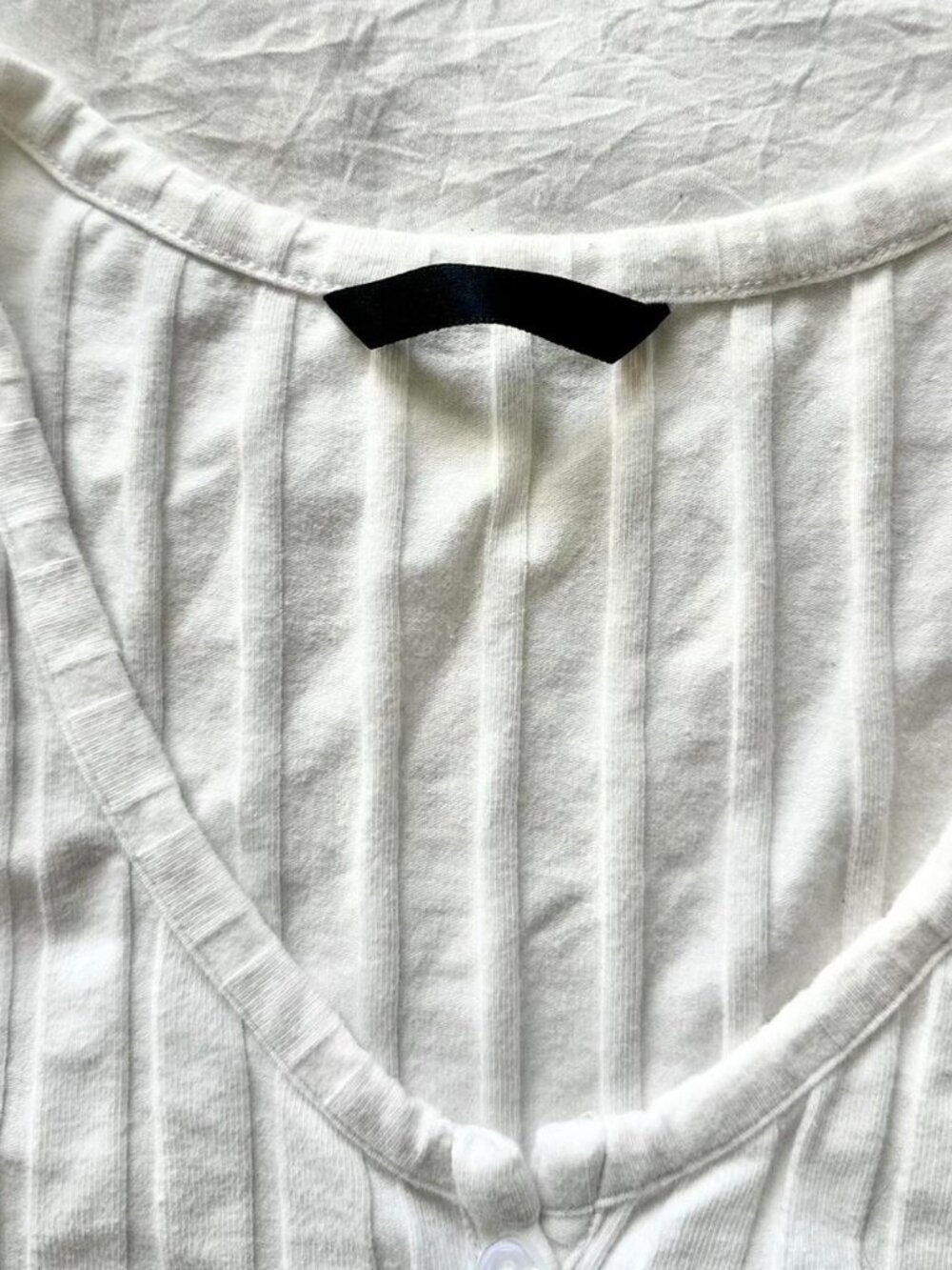 Button Up Top - Picture 5 of 5